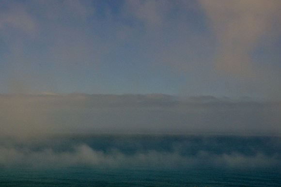 Wolken drijven laag over vanaf Oualidia