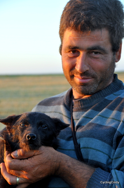 Lookie with his loving human