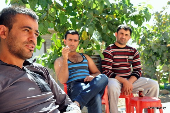 Kurdish hospitality in Iraq, drinking tea all day long