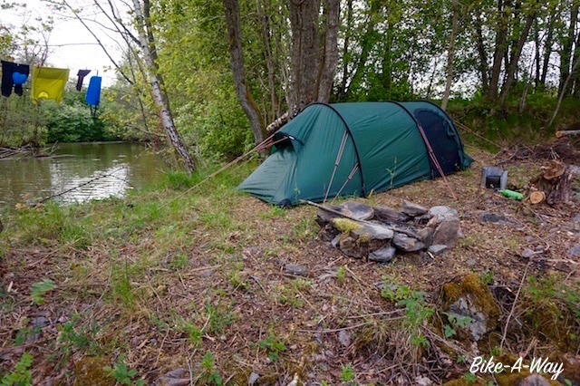 Wild camp in the Swedish forest