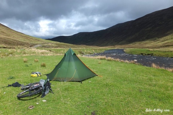 Camping in open view, Scotland
